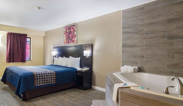 Rodeway Inn & Suites Monroeville - Pittsburgh