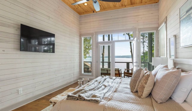 Rod’s Place at Lake Martin!