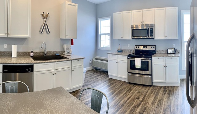 Roe Summer Cottage, Suite A