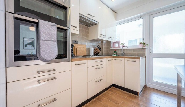 Rogerstone House by Tŷ SA