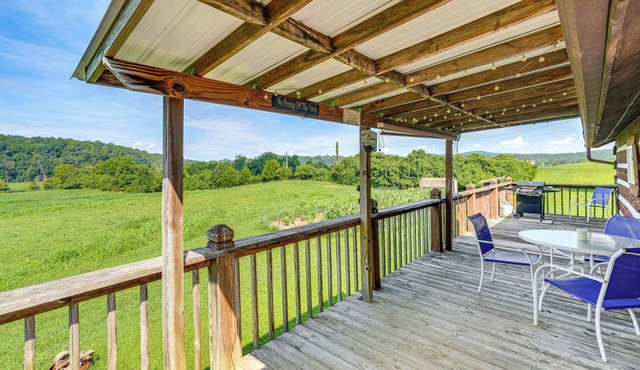 Rogersville Barn Apartment on 27 Acres w/Pond!