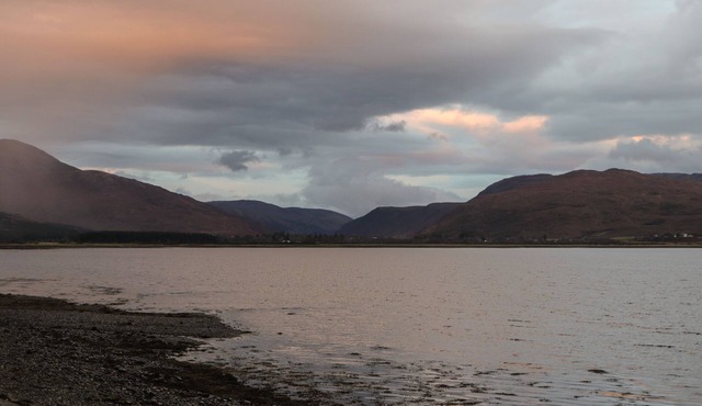 ROISIN DHU, family friendly, character holiday cottage in Lochcarron