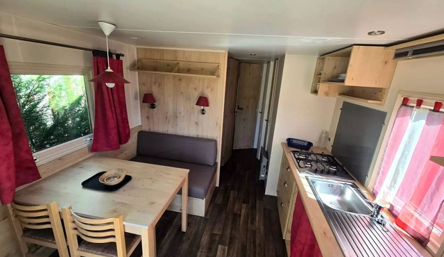 Rollen 2 Schlafzimmer* 4 Personen