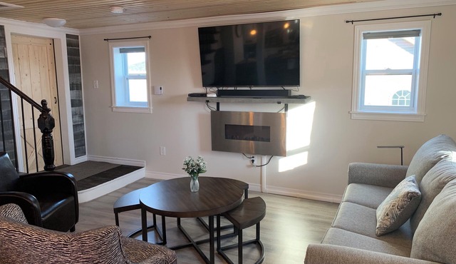 Rolling Cove Cottage- 3 Bedroom House