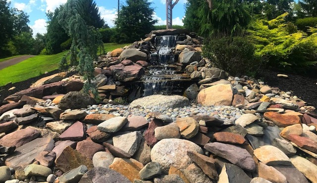 Rolling Pines Golf & Banquet Facility