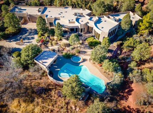 Rolling Sedona Paradise 4 Bdrm, 4.5 BA, Pool