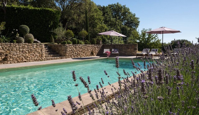 Romantic gite located in a quiet hamlet near Uzès.