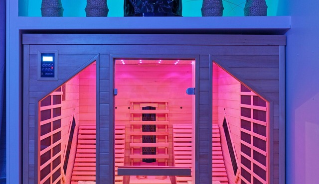 Romance Spa Love Night