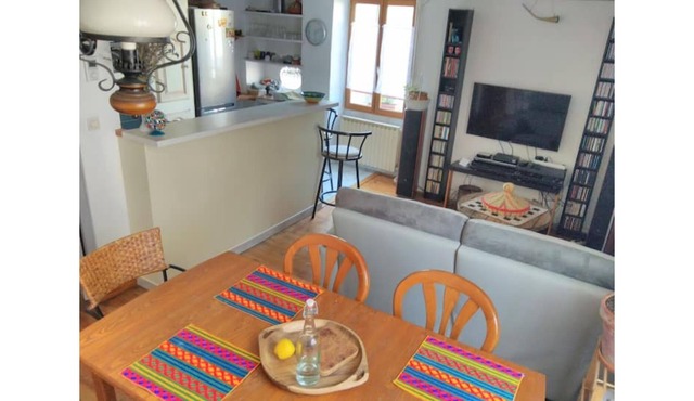 Romans-sur-isère, Maison de rue en Centre Ancien