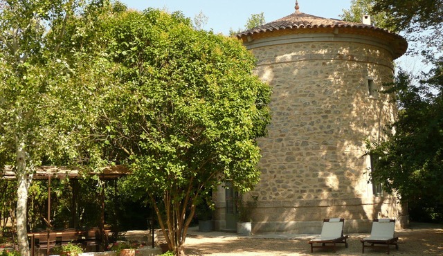 Romantic 19th Century Tower + (Summer Annexe) In Own 1 Acre Near The Sea