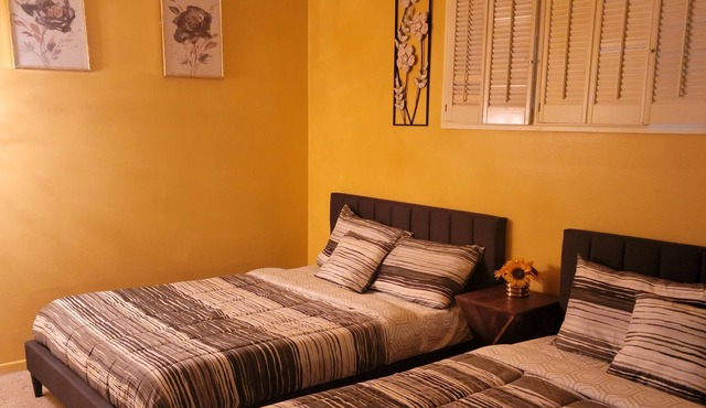 Romantic 1br-1b Beverly Hills Apt