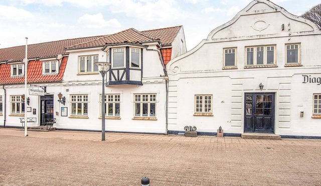 Romantic 2 person holiday home in Give