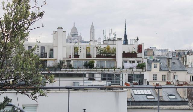 Romantic apartment with a view of the Sacré-Cœur