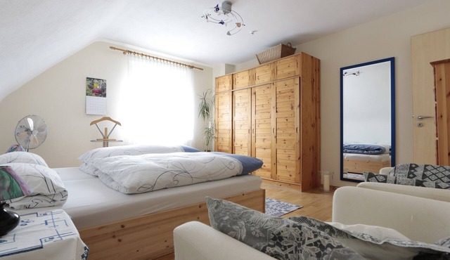 Romantic attic apartment (70sqm) directly on the Main - Tauber - Radach cycle path in Tauberbischofsheim
