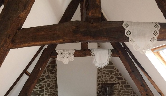 ROMANTIC BED AND BREAKFAST IN LAMBALLE CENTER