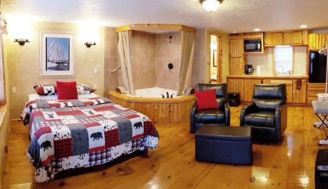 Romantic Cabin at the Lake - Campfire - Marina