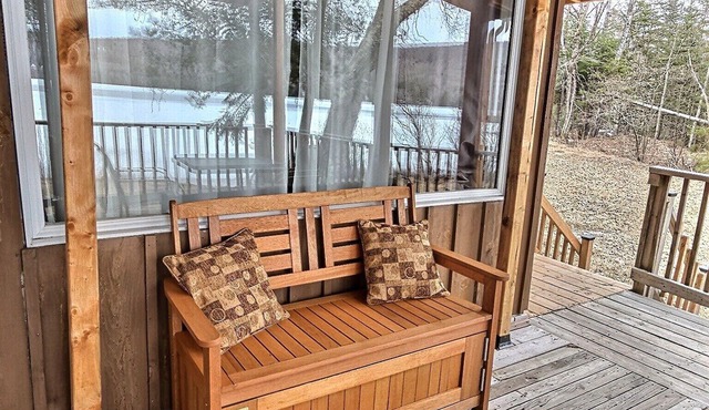 Romantic Cabin Getaway with Hot Tub
