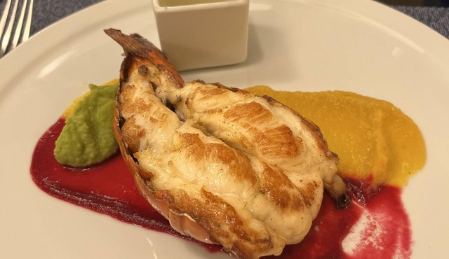 Romantic Caribbean villa just minutes from the beach