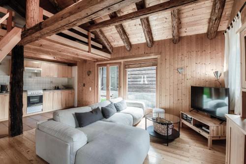 Romantic Chalet by Quokka 360 - Wooden Chalet in the Leventina Valley