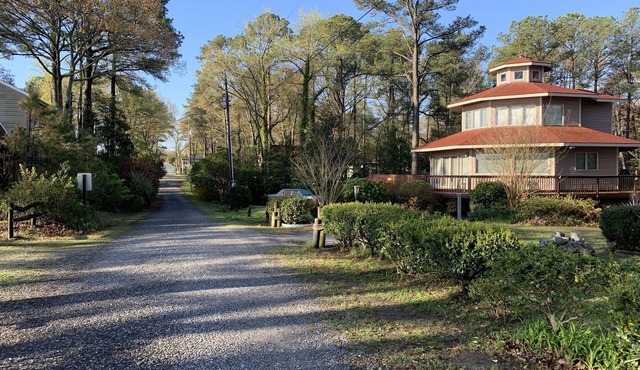 Romantic Chesapeake Bay Lighthouse-Style House Getaway