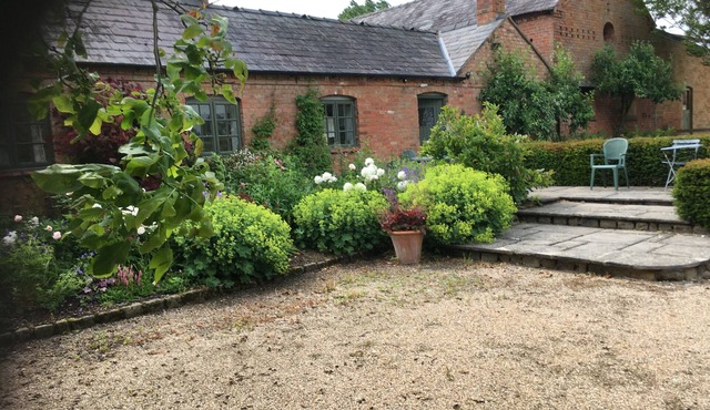 Romantic Cottage in Beautiful Rural Location - Pet Friendly- lovely Pubs