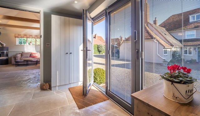 Romantic cottage in pretty village with great pubs - Stoke Cartlodge