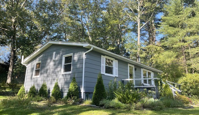 Romantic Cottage in the Hudson Valley, near the town of Hudson