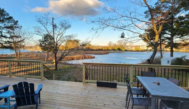 Romantic Cottage on Private 3 Acres, On Little Wicomico; Approved Pets Only