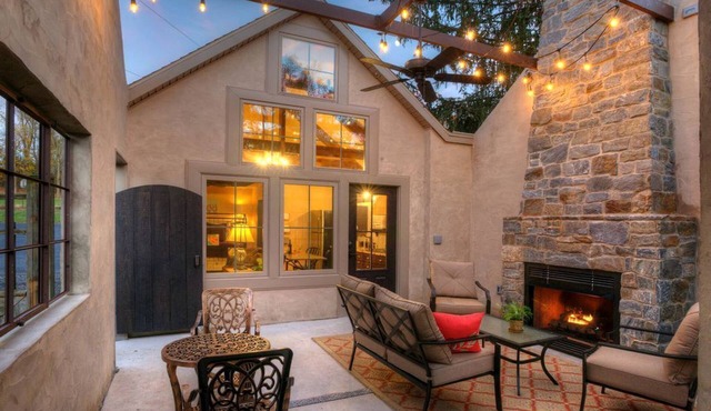 Romantic Cottage Rental Tucked Away in the Countryside near Lancaster, Pennsylvania