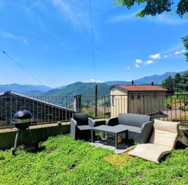 Romantic Court Apartment Sonvico