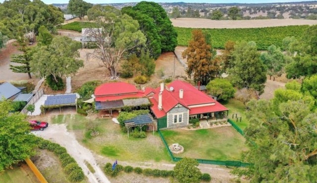 Romantic farm homestead Hideaway in the Barossa Valley, South Australia .