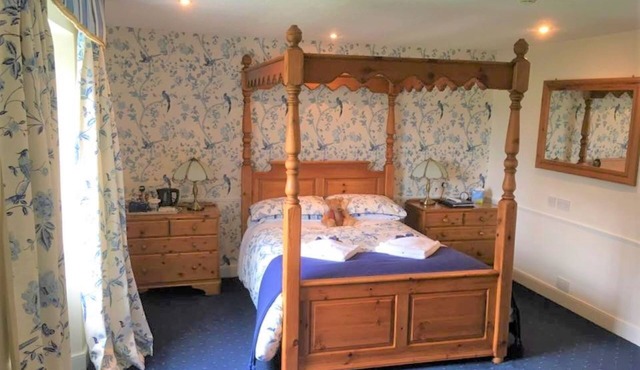 Romantic Four Poster Bed Room on Somerset Levels