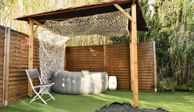 Romantic gite with private spa