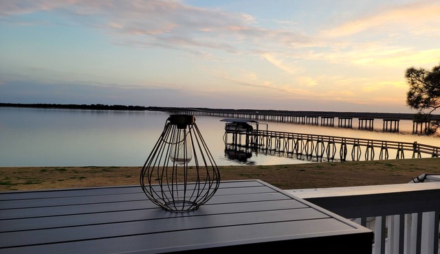 romantic get away for 2 right on the Ochlockonee river