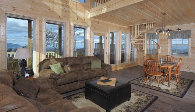 Romantic Getaway❤️ Fabulous Views 2 Beds 2 Baths