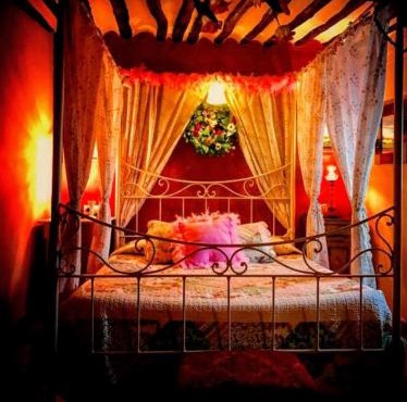 Romantic getaway to Cuenca at La Quinta de Mal