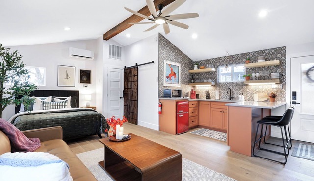 Romantic getaway in Fredericksburg, Tx