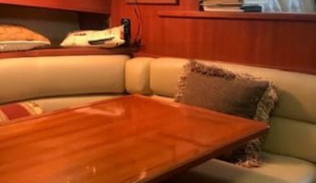 Romantic Getaway View the Boston Skyline, 10/15 minute drive to downtown.