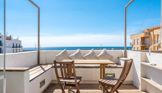 Romantic loft ideal couples with sea views