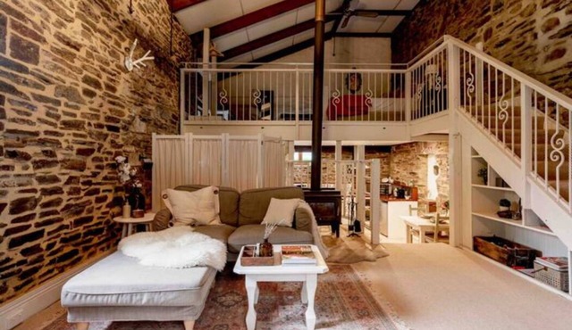 Romantic Loft Stays - Adelaide Hills - Randell's Mill - Wineries