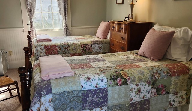 Romantic Maine B&B Room Quiet Getaway + Farm-Fresh Breakfast Room 5