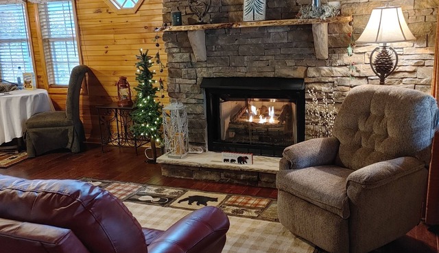 Romantic mountain cottage getaway