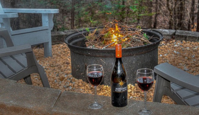 Romantic Mountain Cabin Near Blue Ridge with Hot Tub, Fireplace, Paved Road