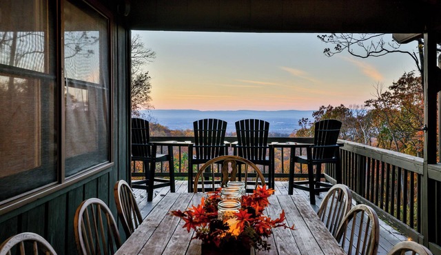 Romantic Mountain Cabin w/views 90 min from DC