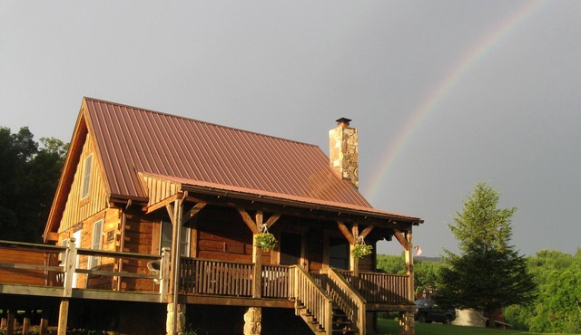 Romantic Mt. Get-away~ 'Sunset cabin' has spectacular Mountain & Sunset views!