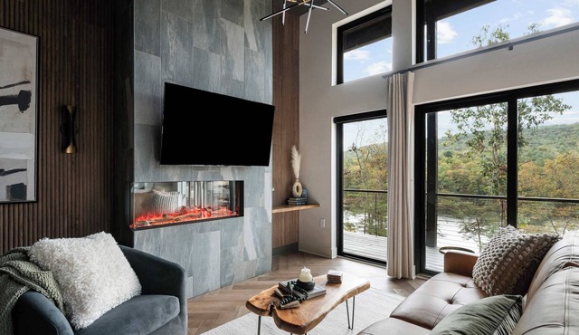 Romantic Mtn Retreat | Lake + Hot Tub at Exhale