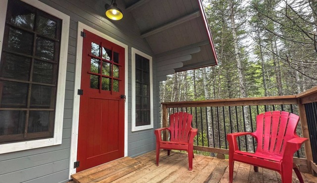 Romantic Nature Stay | Accessible Cabin for 2