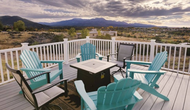 Romantic Northern New Mexico Taos House- 5 minutes from town