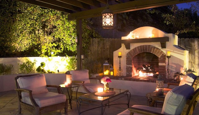 Romantic Outdoors with Private Pool. Amazing location! Just read the reviews!