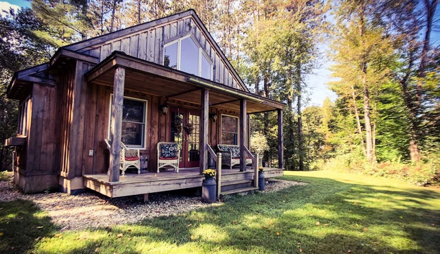 Romantic Private Vermont Cottage, dogs welcome